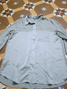 women/girl shirt