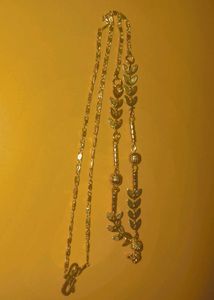 Elegant Leaf Design Necklace Set