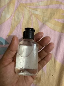 The Love hand gel