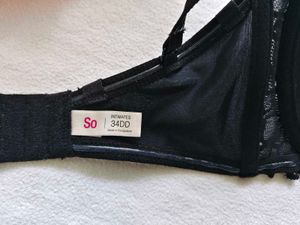 Comfortable Black Lace Trim inner