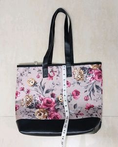 🆕️ Flower Print With Leather Purse