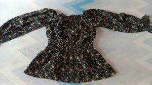 Floral Print Off-Shoulder Top