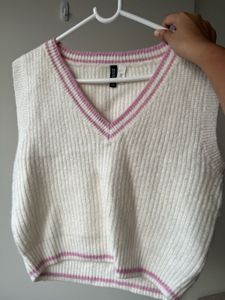 Cute Knitted Vest Top