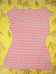 Red &amp; White Geometric Print Top ❤️🤍
