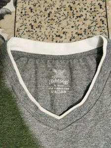 FADED GLORY Grey V-Neck T-Shirt with White Trim