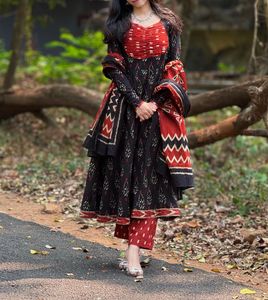 Elegant Ethnic Kurta Set