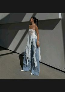 Elegant White Strapless Ruffle top