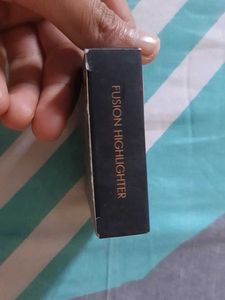 Swiss Beauty Fusion Highlighter