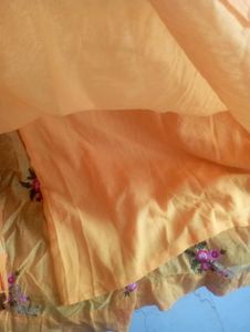 Beautiful Thread Embrioded Kurti With Linning