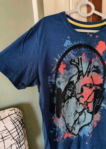 👕Cool Graphic T-Shirt
