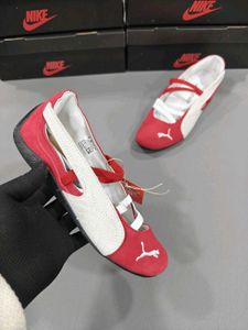 PUMA Ballet Flats - Red & White