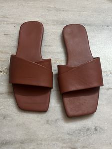 Stylish Brown Slide Sandals
