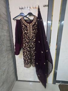 Elegant Embellished Kurta Set with Dupatta