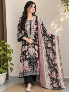 Floral Print pakistani Kurta Set with Dupatta