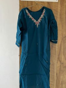 Teal Kurta Set with Intricate Neckline