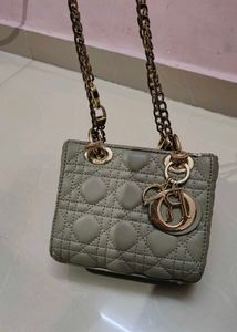 👛 Elegant Quilted Shoulder Bag 👜