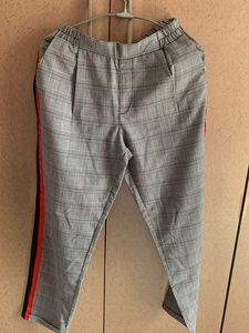 Chequered Pants From Madame