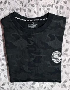 Full Sleeves Sweatshirt