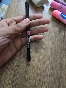 Black Eyeliner Pencil blue