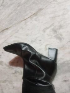 Stylish Black Knee-High Boots