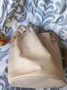 Very Spacious sling Bag