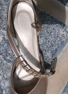 Sandals/Heels