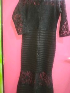 Party Wear Gown Size 34, 85 cm