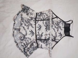 Stylish Halter Neck Peplum Top