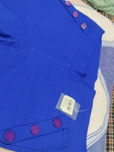 Royal Blue Button Detail pants ( capri)
