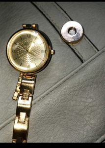 Haute Sauce Green Dial &amp; gold watch