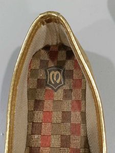 Manyavar traditional juttis/shoe. 20cm
