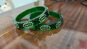 Stunning Emerald Green Bangles with Rhinestones