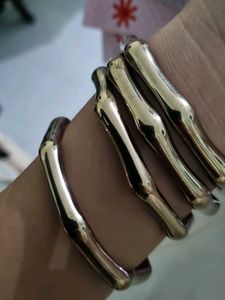 Set of 4 Gold Tone Bangles