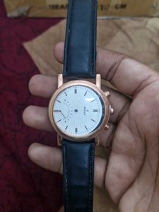 Stylish Analog Watch with Leather Strap need servi