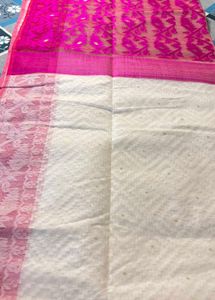 Elegant Pink &amp; White Dhakai Jamdani