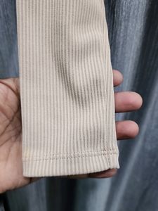 H&amp;M Sport Full Sleeve Tee