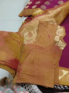 marron pure silk  Saree with Golden Bord