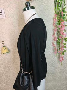 H&amp;M Chic Black Gathered Neck Top