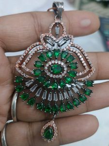 Antitarnish Pendant With Chain