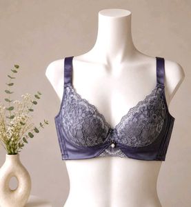 Elegant Lace Trimmed Bra