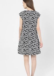 Stylish Black &amp; White Print Dress