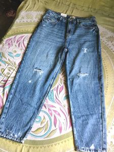 Trendy Ripped Mom Jeans