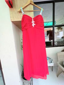 Elegant Red Party Dress