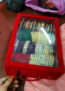 Elegant Set of Bangles with bangle box 🎁