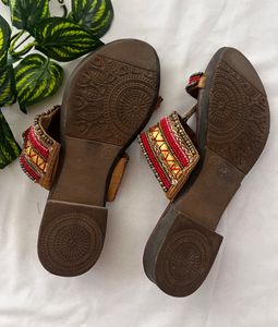Ethnic Style Flats (Women)