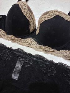 Elegant Black Lace Bra &amp; Panty Set