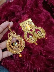 Elegant Gold-Tone Jewelry Set
