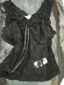 black lace top🕸️ (size -xs-s)