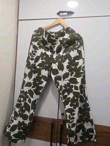 Stylish Floral Print Button-Up Shirt