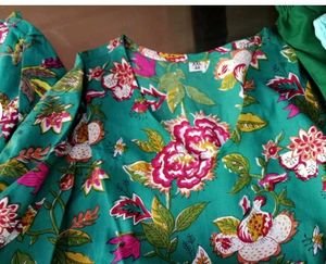 Elegant Floral Print Kurta